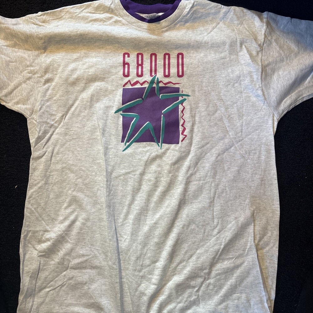 vintage fruit of the loom 68000 shirt Size XL